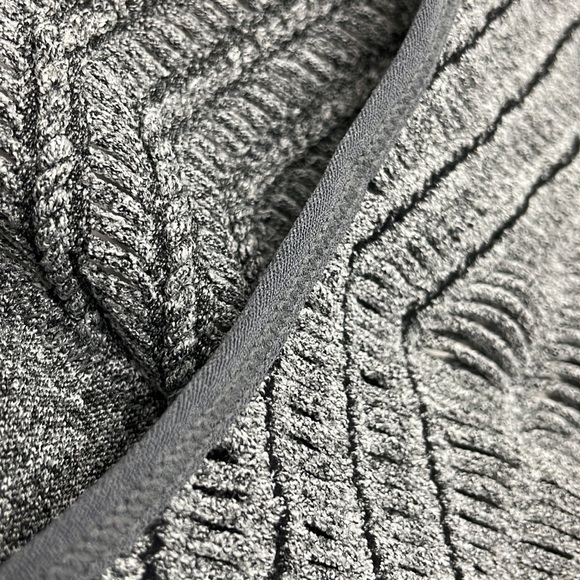 NWT• Seamless Cut Out Longline Bra - Picture 9 of 11